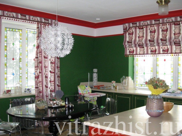 Витражина окна
