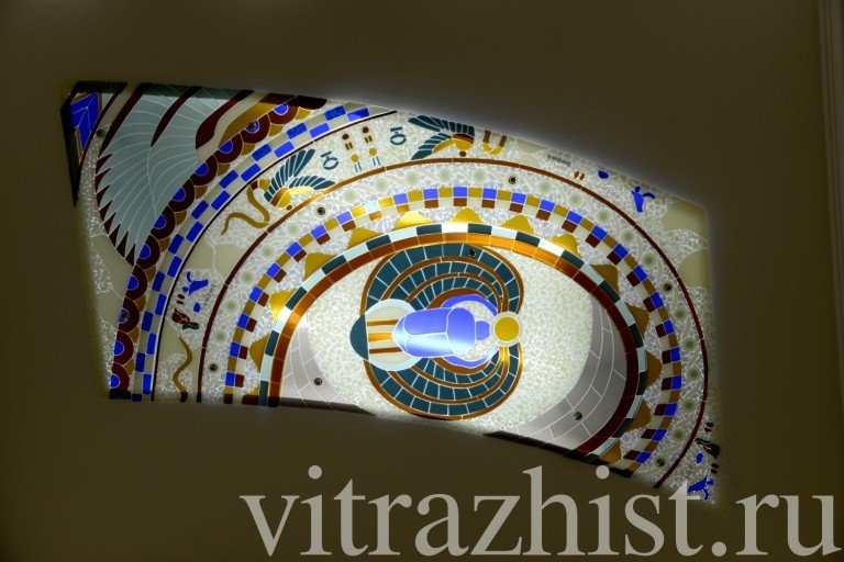 Потолок витраж
