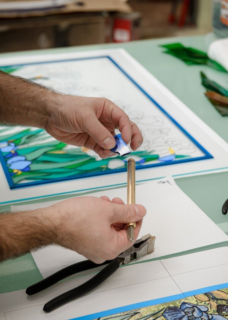 Элементы выполнены в технике художественного фьюзинга
