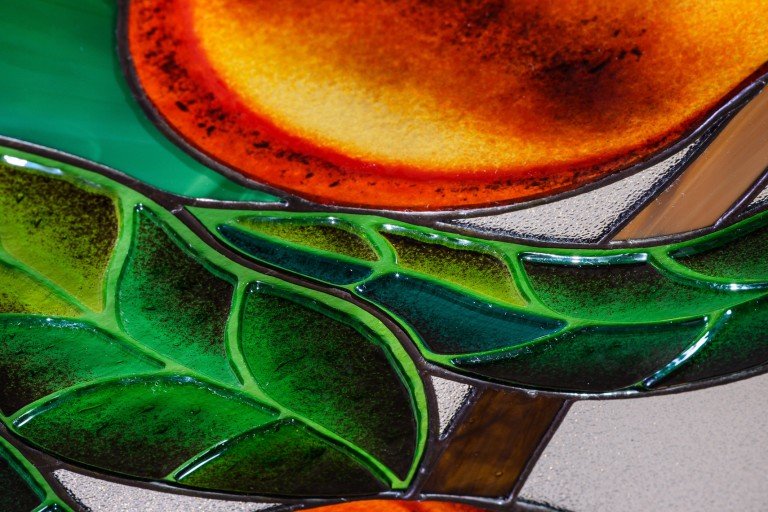 Листья из стекла с ручной росписью. Фьюзинг.
