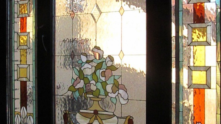 Витраж лестница. &nbsp;Техника Тиффани.
