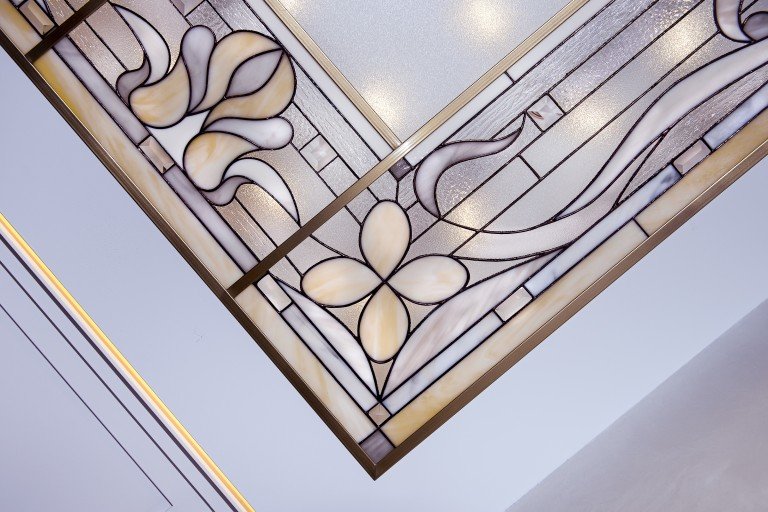 Каркас латунь и витраж Тиффани
