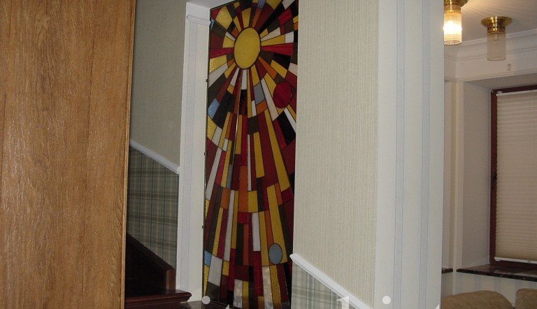 Витраж тиффани. Стена. Частный дом пос. Нагорный г. Казань
